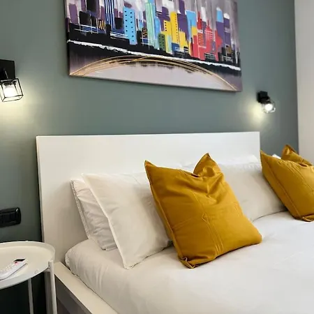 Appartement Moderno E Confortevole Con Posto Auto- Wifi Veloce *